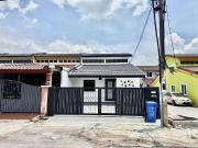 FULLY RENOVATED END LOT Teres Setingkat Fasa 1D Bandar...