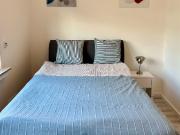 Fully renovated flat with 500qm Garten, near ISD and St....