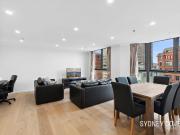 FULLY RENOVATED FURNISHED APARTMENT IN A FANTASTIC LOCATION