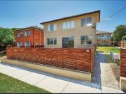 FULLY RENOVATED! GROUND FLOOR!