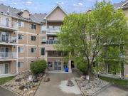 Fully Renovated Huge 2bd 2ba + Dan in Sought After...