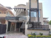 Fully Renovated Ready To Move 10 Marla House In Phase 2