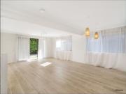 FULLY RENOVATED THREE BEDROOM DULPLEX CENTRAL PALM BEACH!