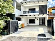 FULLY RENOVATEDFACING OPEN 2 Storey Taman Puchong Perdana