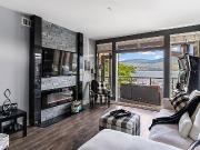 Fully Updated Lake View Condo At The Cove