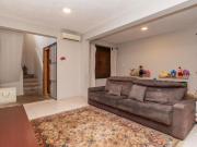 Confortável casa de vila para venda em Chácara Inglesa...