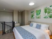 Funcional duplex para venda em Pinheiros com 1 quarto,...