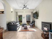 Functional Family Home Opposite Park with Pool and in...