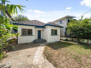 Looking for a Short stay? 6 Months lease available. Looking for a Short stay? 6 Months lease available.