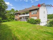 Fünffamilienhaus mit 4 Garagen auf großem Grundstück Fünffamilienhaus mit 4 Garagen auf großem Grundstück