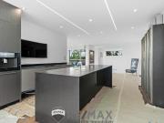 Für Botschaft, Investoren, Notar oder Ärztezentrum Firma...