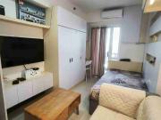 Furnish Studio unit with Balcony