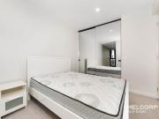 FURNISHED 1 BEDROOM APARTMENT IN ICONIC ROYAL ELIZABETH...