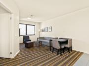 Furnished 1 Bedroom Apartment in the Heart of Melbourne CBD