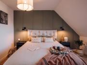 Furnished 1 Bedroom apartment with 60 m2 Terrace in...