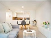 FURNISHED 2 BEDROOM APARTMENT CLOSE TO DARLING HARBOUR