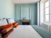 Furnished 2 Bedroom Apartment in the Heart of the...