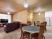 Furnished 2 Bedroom Unit in City