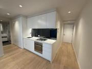Furnished 2 Bedrooms in the heart of Melbourne CBD
