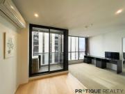 Furnished 2B1B with Car Park Located in Mel Central CBD...