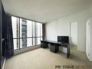 Furnished 2B1B with Car Park Located in Mel Central CBD...