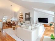 Furnished 3 bedroom apartment with a balcony overlooking...