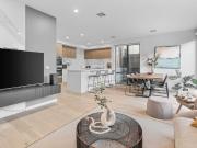 Furnished 3 Bedroom Family Home in Alphington