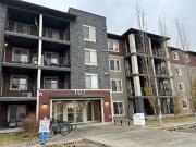 Furnished 3 bedroom Top Floor Nice View condo W/ 2...