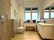 Furnished 3 room loft flat with lux. interior with...