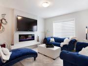 Furnished 4 Bedroom + Den Luxury Family Friendly Home