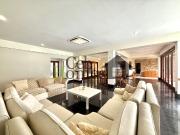 Furnished 4 Bedroom House with Spacious Garden in Maria...