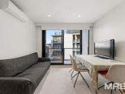 Furnished and bright