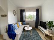 Furnished Apt 10 min Walk to the Beach