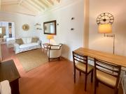 Furnished Charming T1 with Spacious Sunny Patio