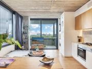 Furnished executive 1br apartment in Award winning building