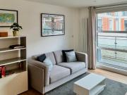 Furnished flat in Nine Elms short let only