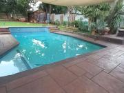 Furnished Garden Cottage to rent in Weltevreden Park,...