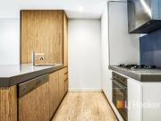Furnished Generous 2 Bedroom Morden Apartment for Lease!