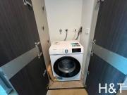 Furnished high floor with spectacular view