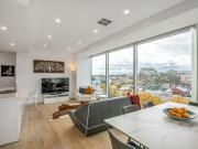 Furnished Modern Apartment in Prime Hutt Street Location
