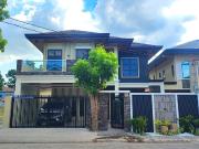 Furnished Modern Contemporary Home with Pool!