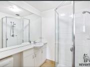 Furnished One Bedroom Apartment in Carlton !