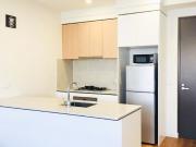 Furnished One Bedroom Apartment In Highly Sought Hawthorn Lo