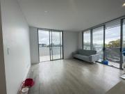 FURNISHED ONE BEDROOM APARTMENT IN THE HEART OF GREEN...