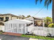 Stylish Coastal Living Fully Furnished Beach House