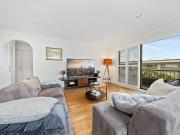 FURNISHED* Spacious and Self Contained Just pack your bags!