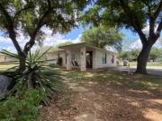 Furnished Stone Guesthouse Near La Vernia Randolph 20...