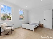 FURNISHED STUDIO APARTMENTS IN LIFESTYLE HOTSPOT