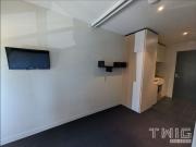 Furnished Studio Close to Uni!