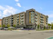 Furnished Studio – Downtown Kelowna: Avail. Now